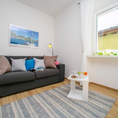 Nido Sui Tetti Di Riva Del Garda - Happy Rentals 外观 照片